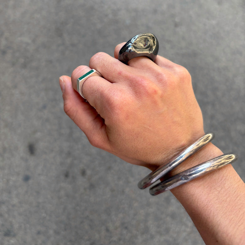 Meru Anillo Colgante