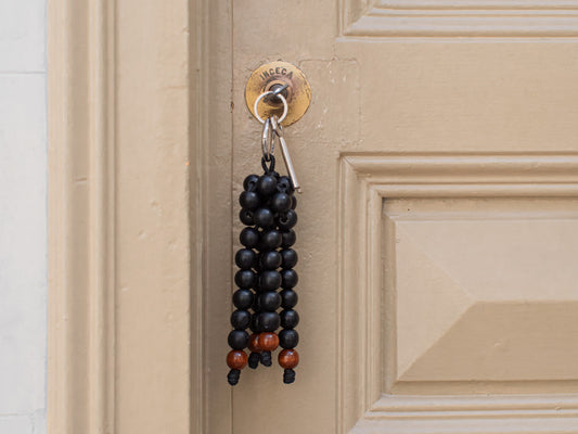 Popet wood keychain